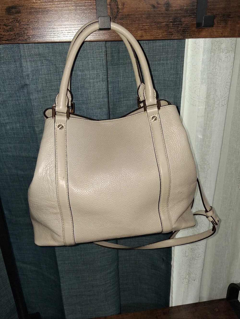 MICHAEL KORS Cream Pebbled Leather Shoulder Satchel